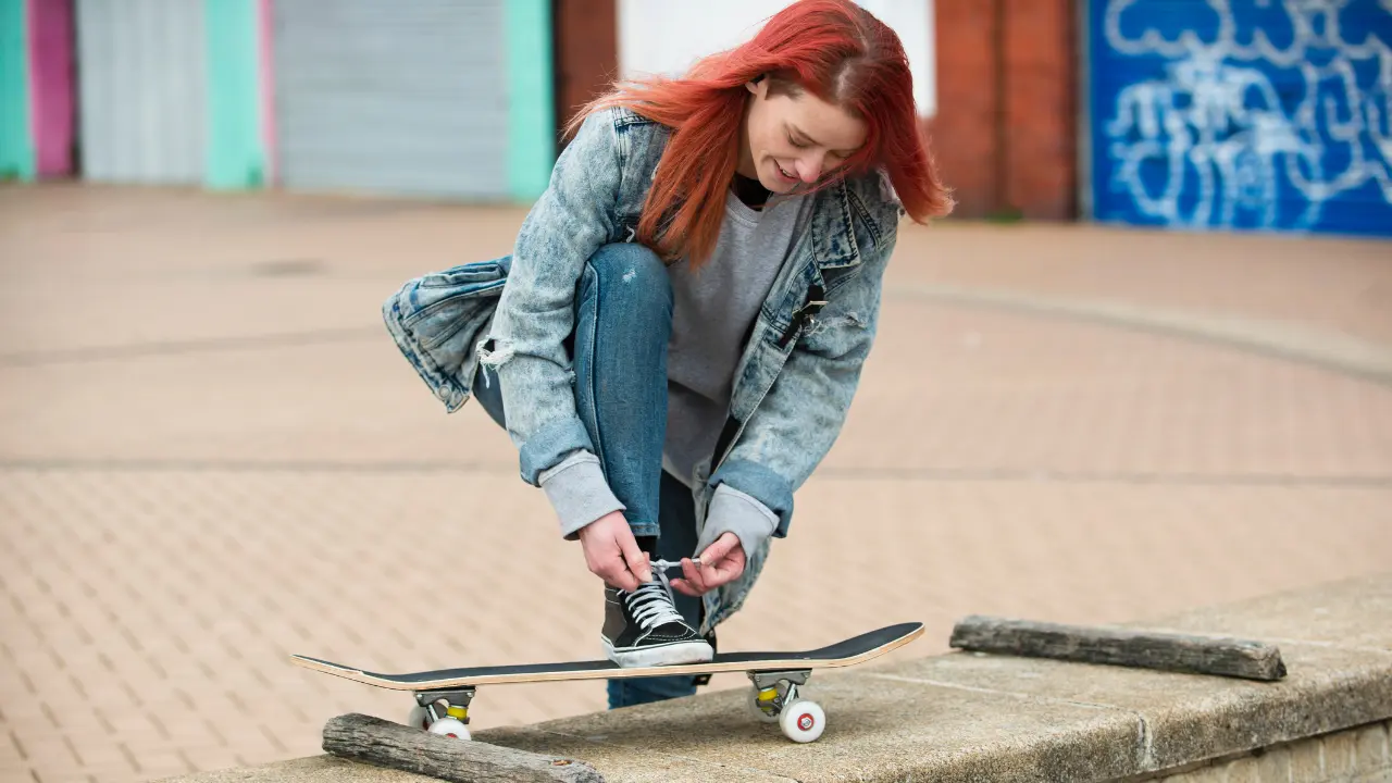 skater girl shoes style